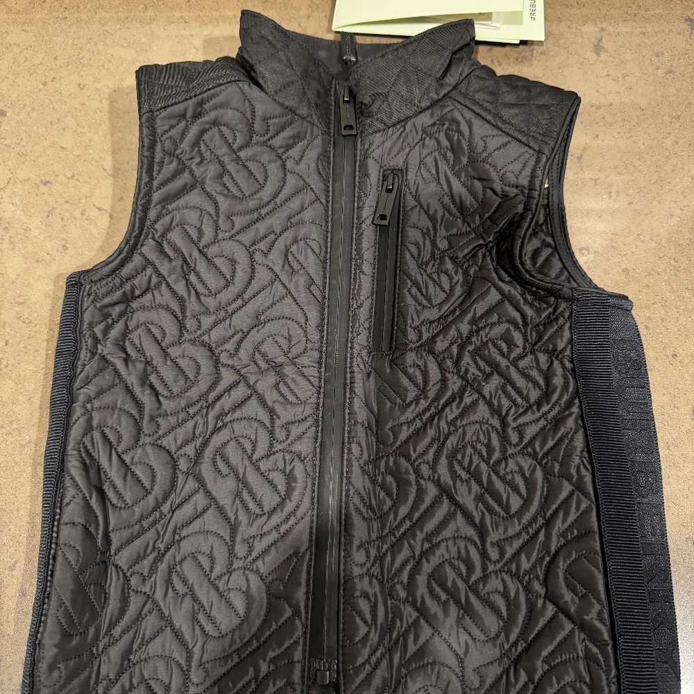 BNWT Burberry Baby Vest Gilet Size 12 Months